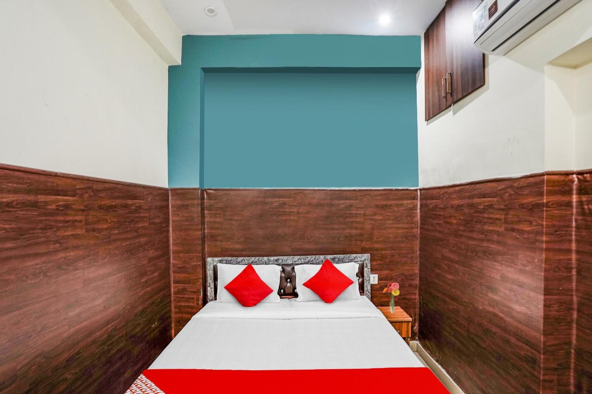 Hotel O Dream Palace Inn Noida Exterior foto